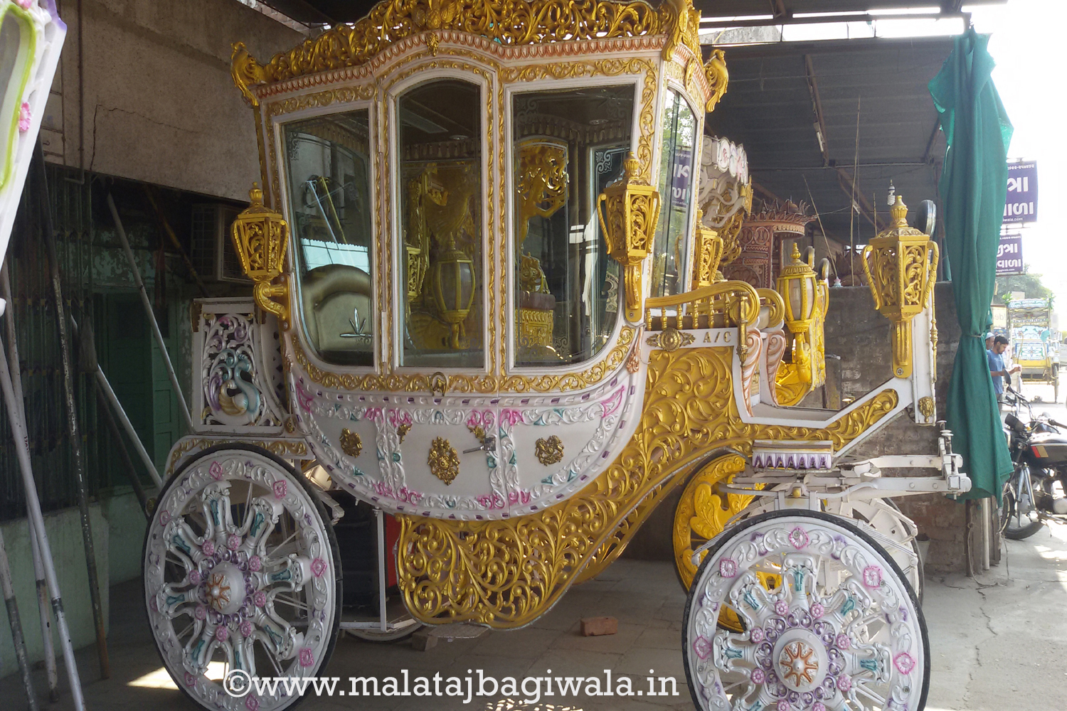 A.C. Bagi - horse bagi wedding carriage hire Anand Gujarat